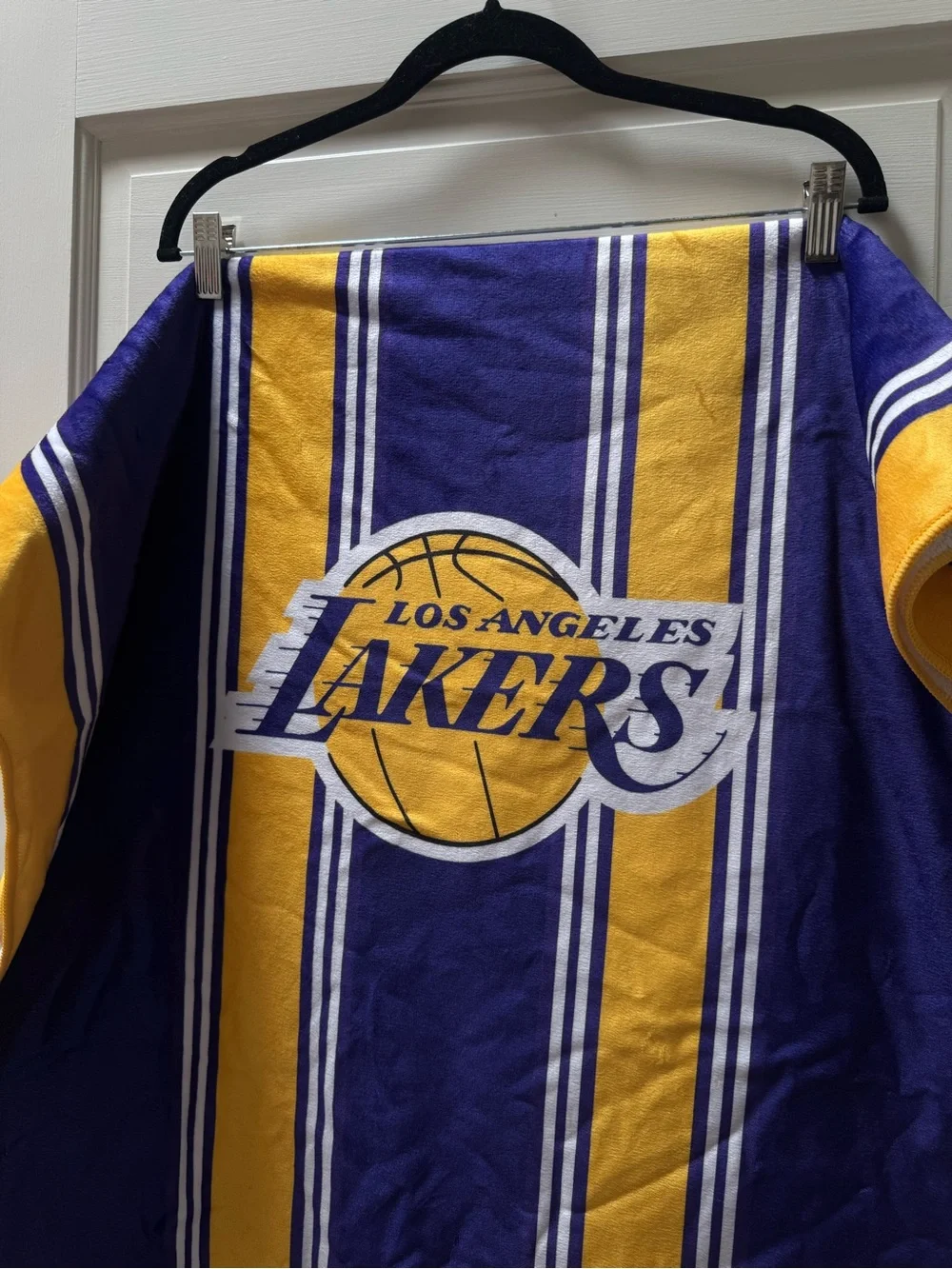 Large Lakers Striped beach towel